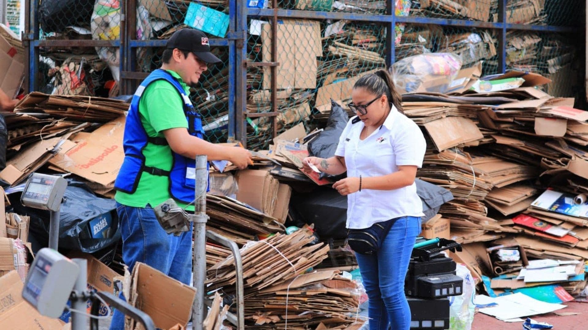 Reciclatón en Solidaridad: Un esfuerzo común por el medio ambiente